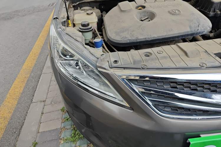 Used CHANGAN Eado 2012 1.6L Manual Luxury Version China IV Standard