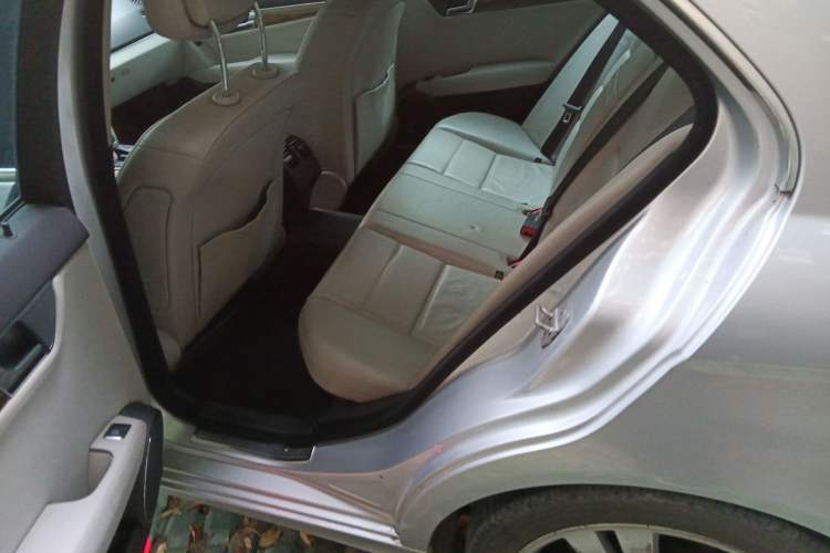 Used Mercedes-Benz C-Class 2010 C 200 CGI Fashion Model Left Rear Seat