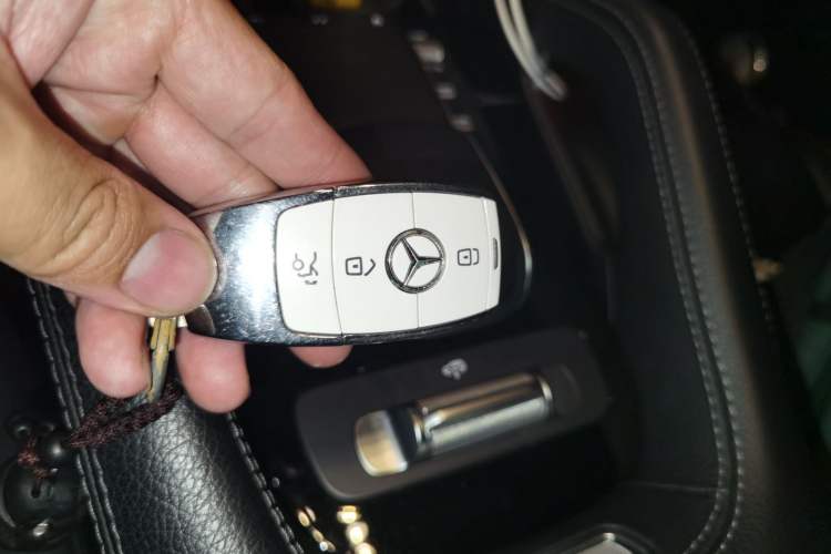 Used Mercedes-Benz GLE 2022 Refreshed GLE 350 4MATIC Luxury Edition
