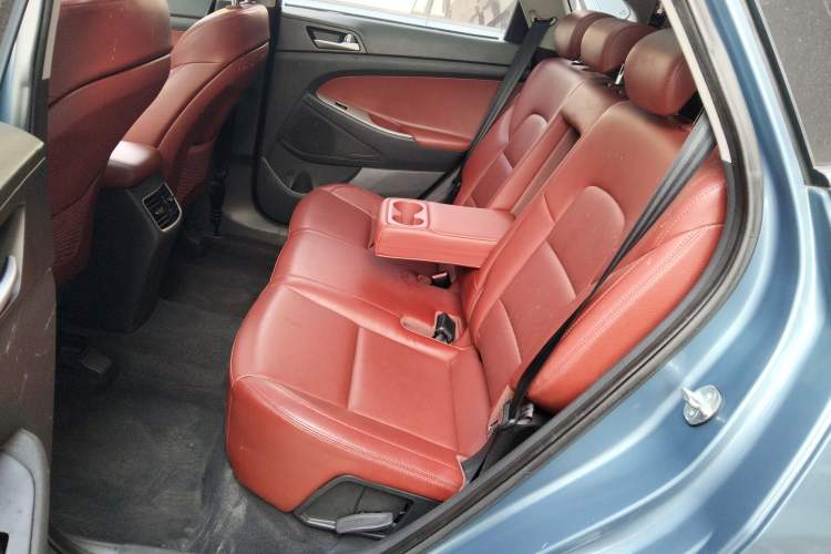 Used Hyundai Tucson 2015 1.6T Dual-Clutch Two-Wheel-Drive Leading Model