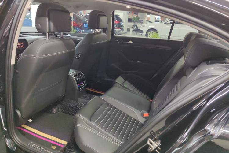 Used Volkswagen Magotan 2020 330TSI DSG Leading Model
