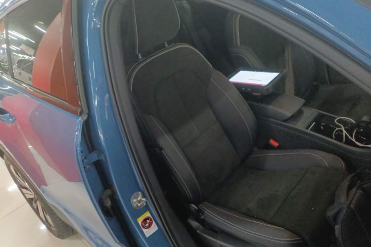 Used Volvo C40 2022 Long-Range PRO Version