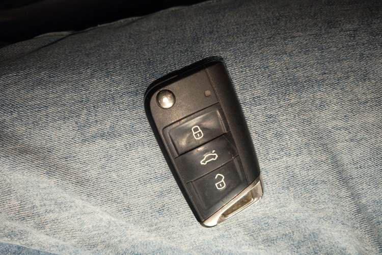 Used Volkswagen Tiguan L 2020 330TSI Automatic Two-Wheel Drive Panoramic Comfort Edition China VI Standard Vehicle Key