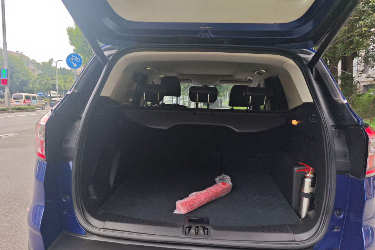 Used Ford Kuga 2017 EcoBoost 180 Two-Wheel-Drive Luxury Wing Edition