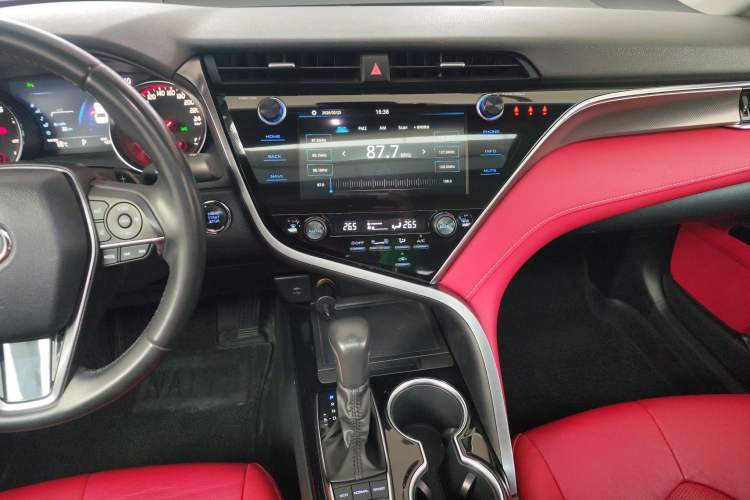 Used Toyota Camry 2019 2.5S FENGSHANG Version China VI Standard Audio And AC Panel