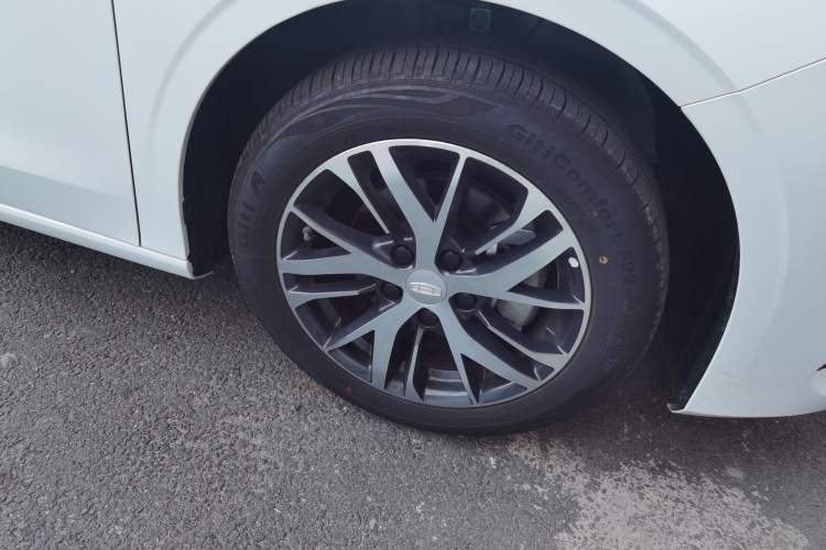 Used Geely Auto Emgrand 2025 4th Generation 1.5L CVT Longteng Edition