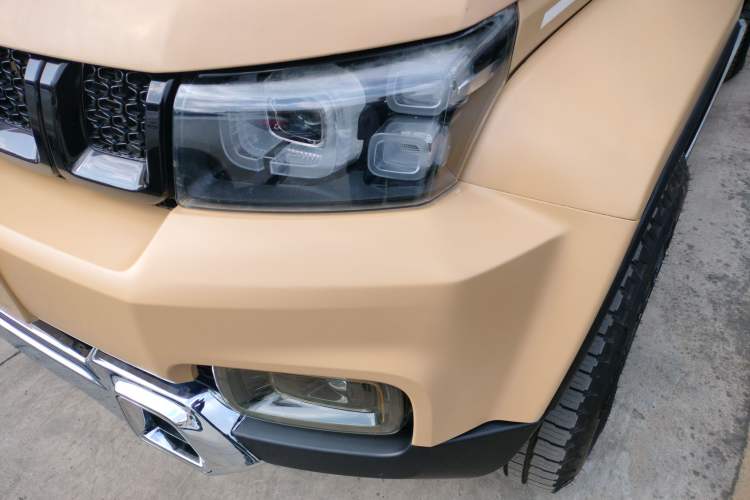 Used BAIC Off-Road BJ40 2019 2.3T Automatic Four-Wheel Drive Ring the Tower Champion Edition China VI
