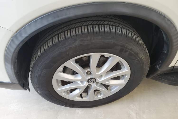 Used Nissan X-Trail 2019 2.0L CVT Smart Connect Comfort Edition 2WD
