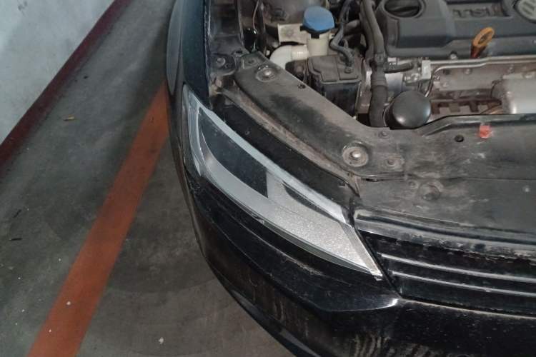 Used Volkswagen Sagitar 2012 1.4TSI Automatic Luxury Edition