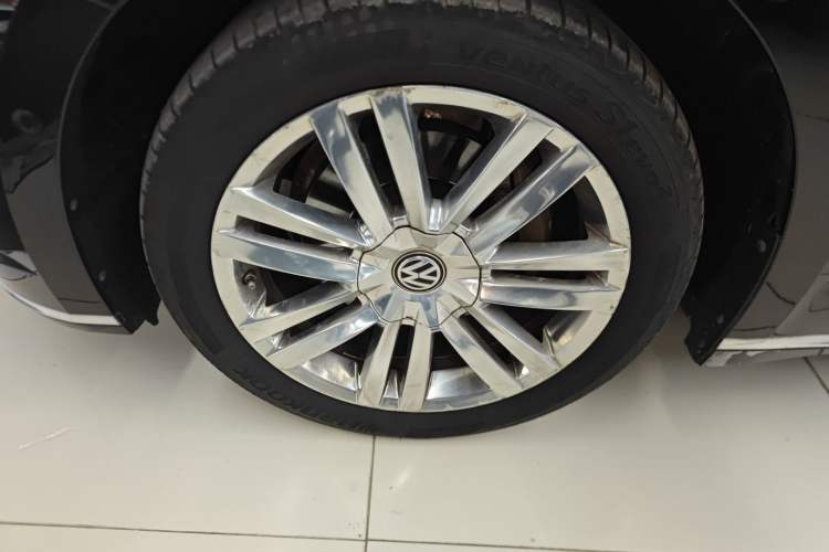 Used Volkswagen Phideon 2019 380TSI Two-Wheel Drive Flagship Version China VI Standard