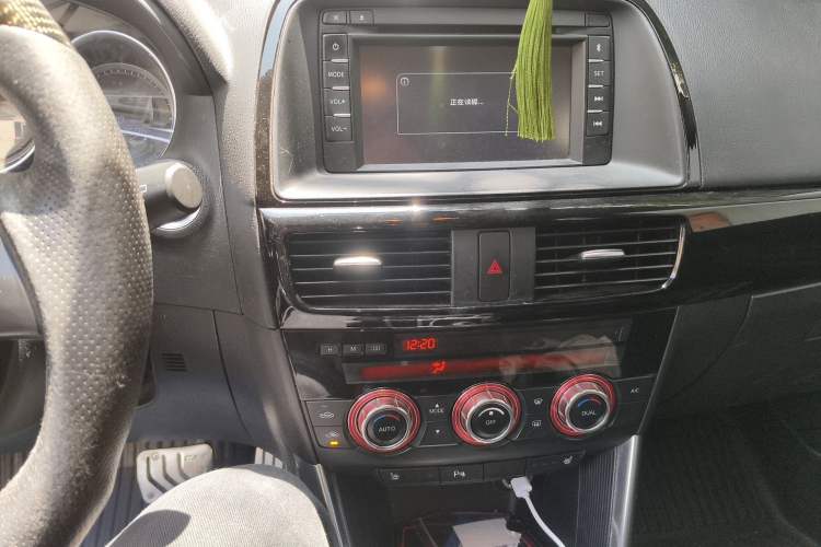 Used Mazda CX-5 2013 2.5L Automatic 4x4 Luxury Version
