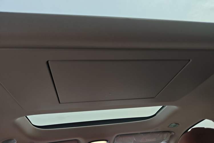 Used GAC Trumpchi S9 2025 Model Qiankun Ultra 6-Seater Headliner