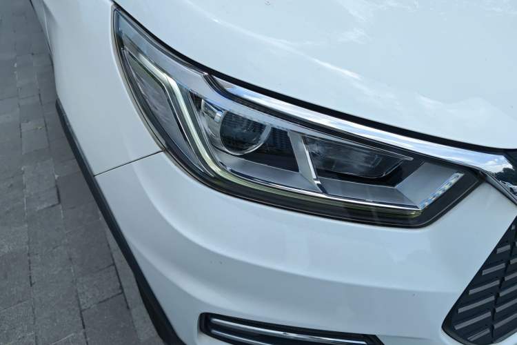 Used BYD Yuan New Energy 2018 EV360 Smart Connect Cool Edition
