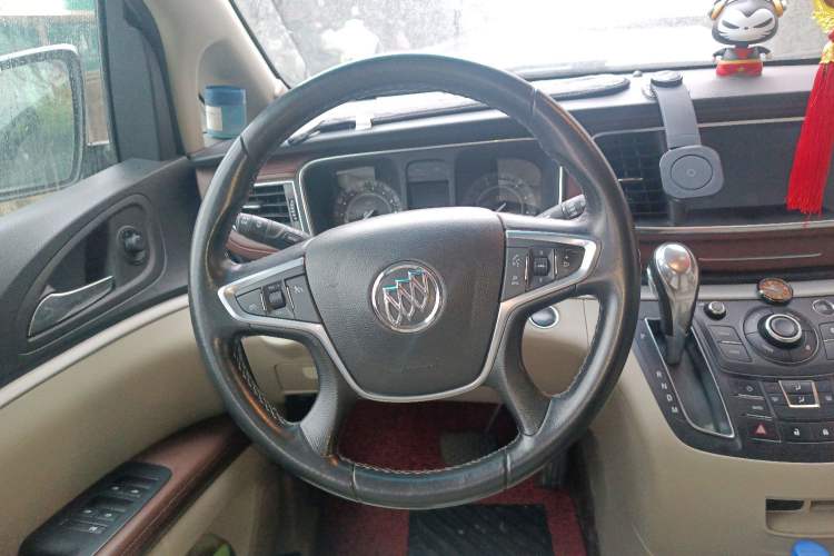 Used Buick GL8 2018 28T Luxury Model China VI Standard
