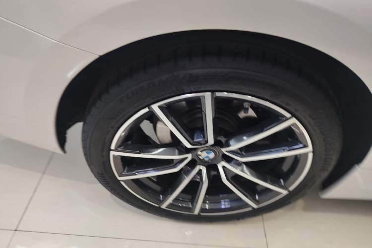 Used BMW 3 Series 2023 325Li M Sport Package
