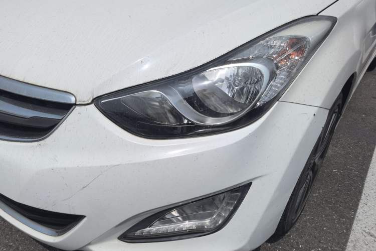 Used Hyundai Elantra (5th Generation / Langdong) 2015 1.6L Automatic Leading Model