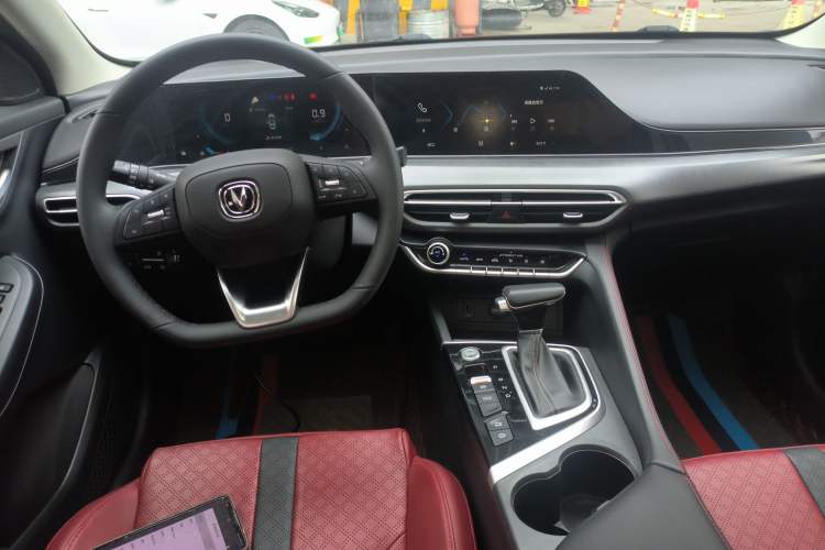 Used Changan Eado 2021 PLUS Blue Whale NE 1.4T GDI DCT Prestige Model