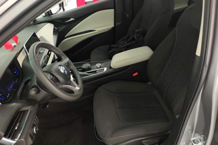 Used Buick Velite 6 2022 Plug-in Hybrid Connected Fashion Model Left Front Seat