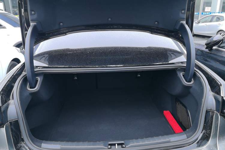 Used Lynk & Co 03 2023 2.0TD DCT JingPro Trunk