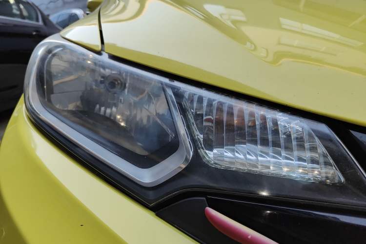 Used Honda Fit 2014 1.5L SE CVT Fashion Model
