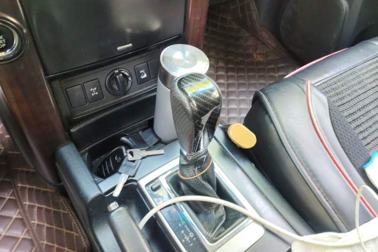 Used Toyota Prado 2016 3.5L Automatic TX-L NAVI Gear Lever