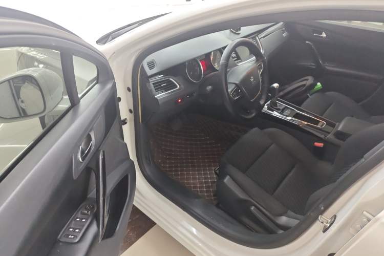Used Peugeot 508 2015 1.6THP Automatic Zhiiyi Edition Driver Seat