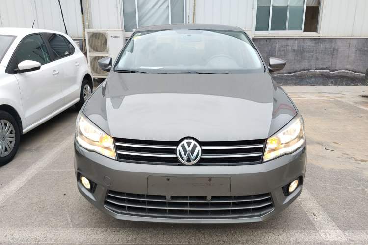 Used Volkswagen Jetta 2015 1.6L Automatic Comfort Model Front