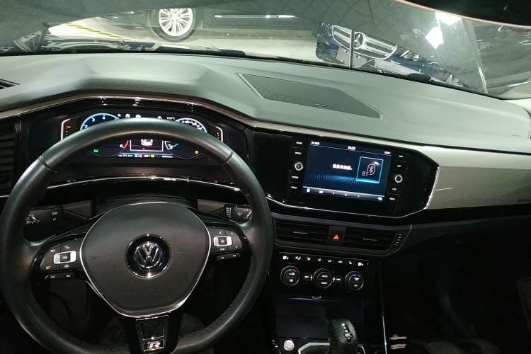 Used Volkswagen Tayron 2019 330TSI Two-Wheel-Drive Luxury Plus China VI Standard
