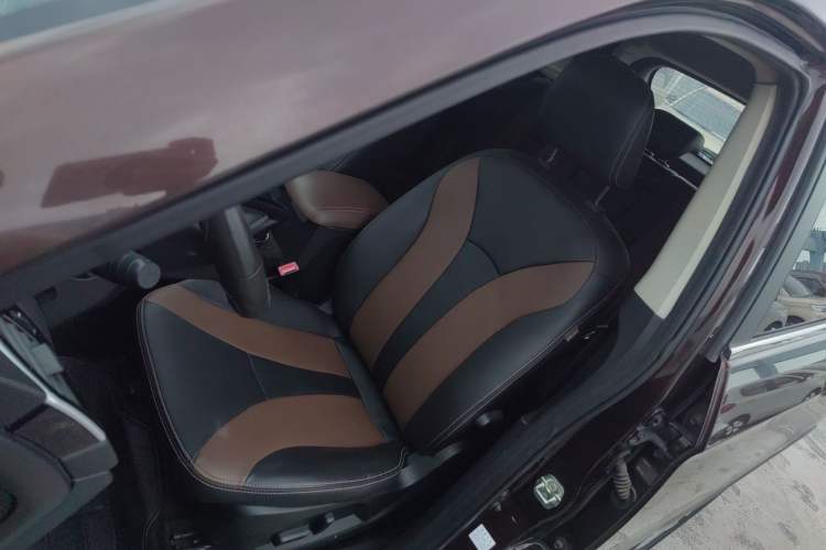 Used GAC Trumpchi GS5 Super 2015 2.0L Manual Two-Wheel Drive Elite Edition