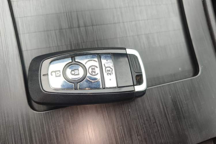 Used Lincoln Corsair 2023 2.0T Two-Wheel Drive Luxury Edition
