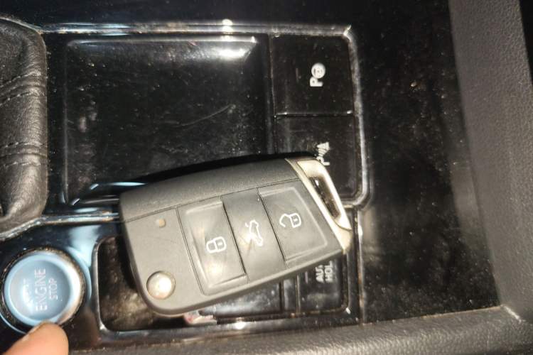 Used Volkswagen Teramont X 2020 Facelifted 330TSI Two-Wheel-Drive Luxury Edition