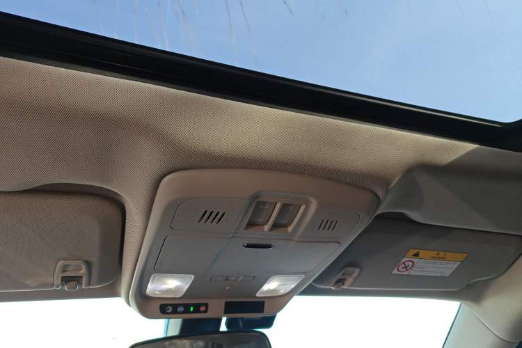 Used Buick Envision 2016 20T Four-Wheel Drive Luxury Model
