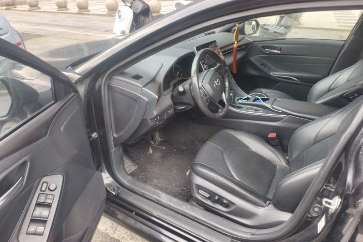 Used Toyota Avalon 2019 2.0L Luxury Edition China VI Standard
