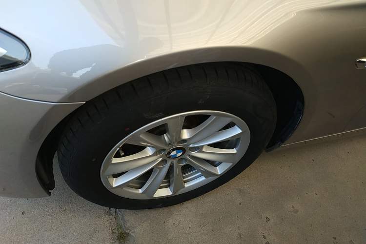 Used BMW 5 Series 2014 520Li Elegant Model