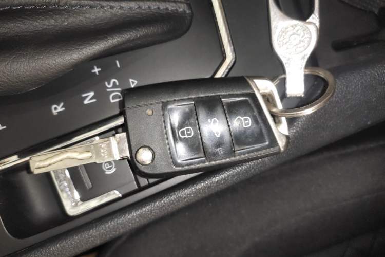 Used Volkswagen Lamando 2019 230TSI DSG Fashion Edition China VI
