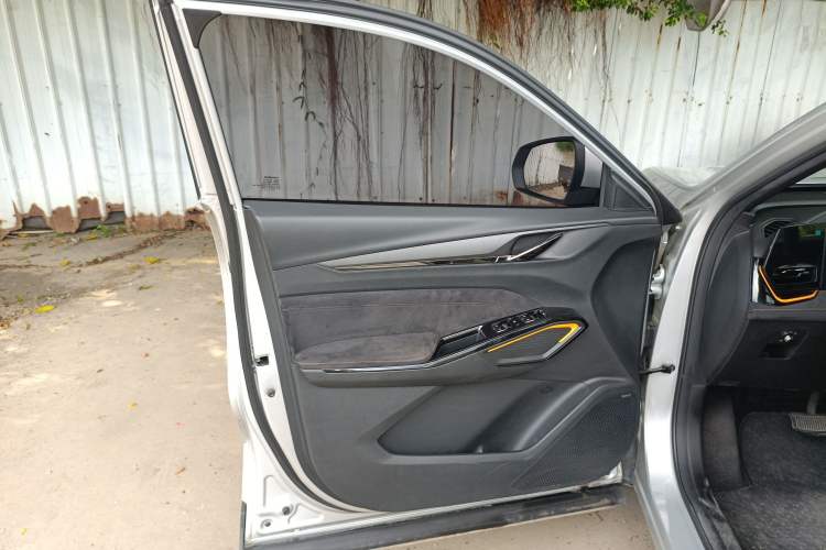 Used Oshan X5 PLUS 2023 1.5T DCT Smart & Fun AI Edition
