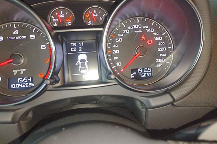 Used Audi TT 2011 TT Coupe 2.0 TFSI Odometer Close Up