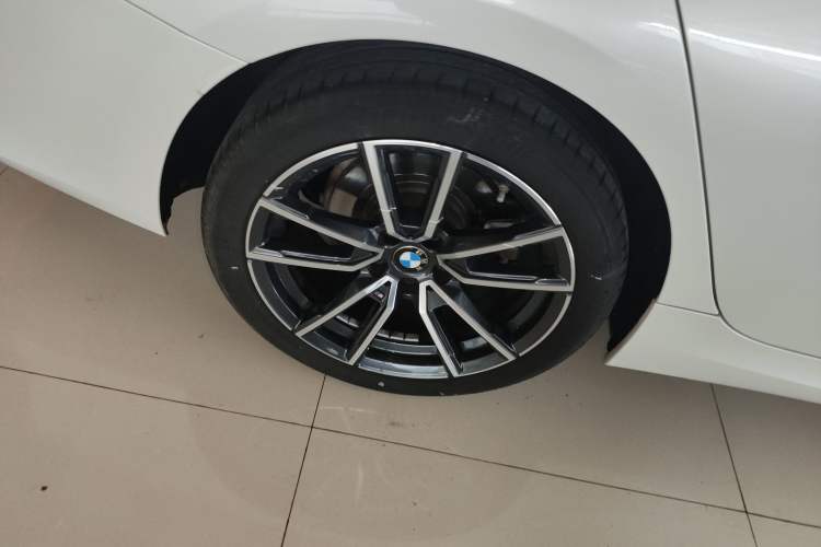 Used BMW 3 Series 2024 325Li M Sport Package Right Rear Wheel Hub