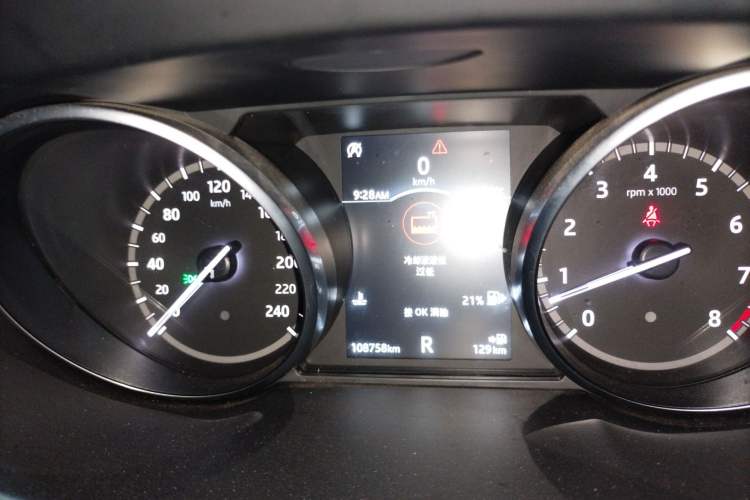 Used Land Rover Discovery Sport 2019 240 PS SE Dynamic Version China VI Standard Instrument Cluster