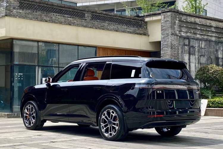 Used Lynk & Co 900 2025 1.5T Ultra Exterior 2