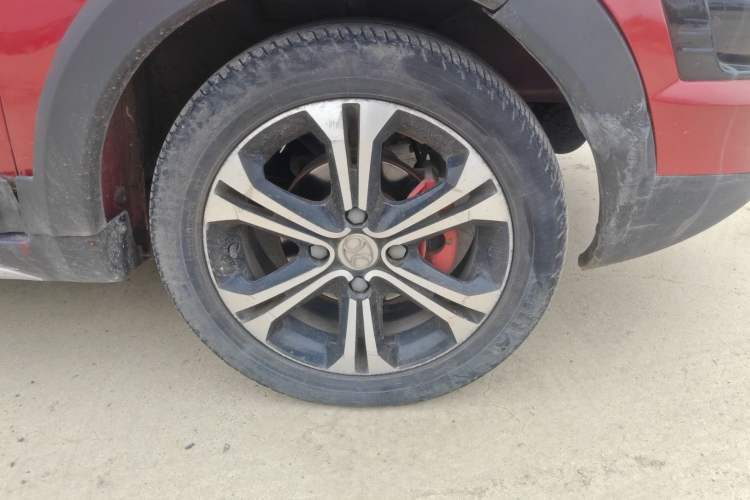 Used BAIC Senova X25 2015 1.5L Manual Elite Edition Right Front Wheel Hub