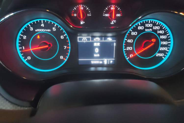 Used Chevrolet Cruze 2015 1.5L Automatic Fashion Navigation Edition