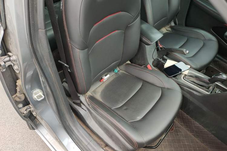 Used Chevrolet Monza 2019 RS 330T Automatic Comfort Edition China VI Standard Right Front Seat