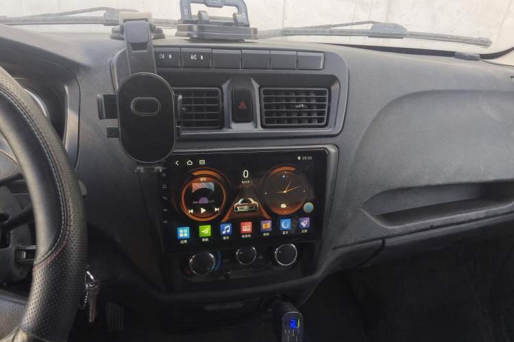 Used CHANGAN KAICHENG Ruixing M60 2020 1.5L Base Version China VI Standard 2-Seater Van with DAM15KR Engine Audio And AC Panel