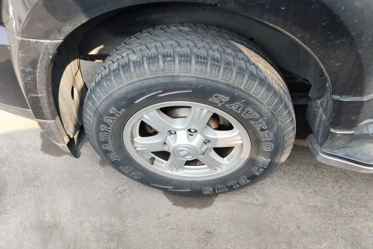 Used Haval H5 Classic 2012 ZhiZun Edition Green & Quiet 2.0T Manual Two-Wheel Drive Comfortable Model
