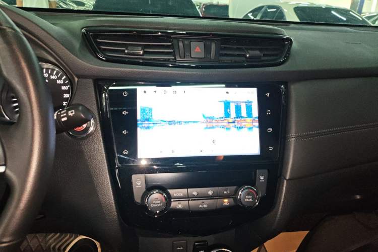 Used Nissan X-Trail 2023 Classic 2.0L Two-Wheel Drive Smart Connect & Comfort Edition
