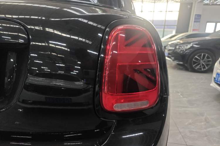 Used MINI 2016 1.5T COOPER Five-Door Edition
