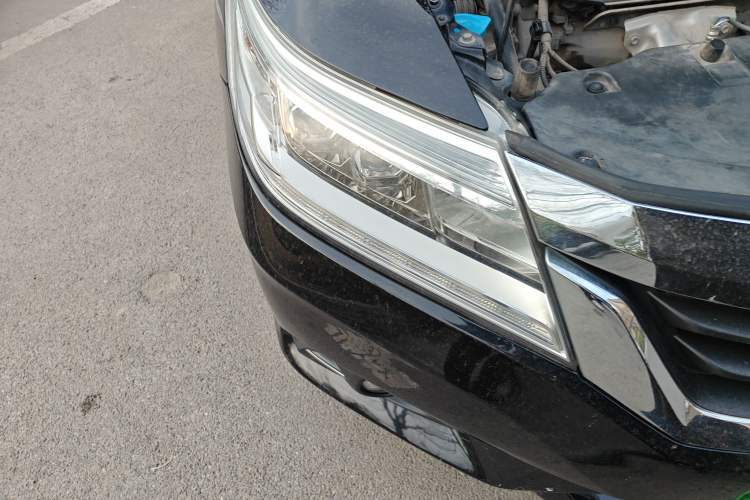 Used Honda Crider 2013 1.8L automatic flagship version
