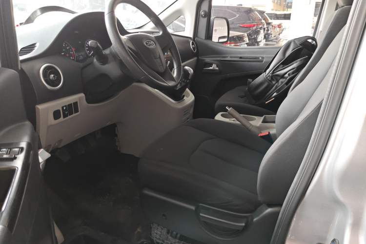 Used JAC Refine M3 2019 PLUS Maker Edition 1.8L Luxury Model Left Front Seat