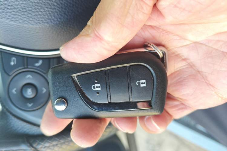 Used Toyota FRONTLANDER 2024 2.0L CVT Elite Edition